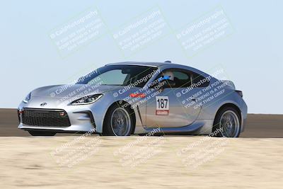 media/Oct-05-2025-Speed Ventures (Sun) [[aa9b841edf]]/Black/Session 2 (Turn 2)/